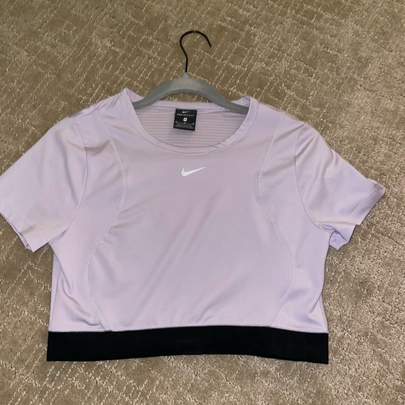 nike cropped workout top - Picture 1 of 2